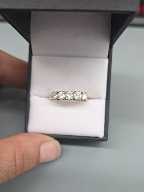 14k Diamond Wedding Band